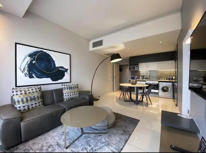 Hotel Apartment In Sandton Private Unit Johannesburg Eksteriør bilde